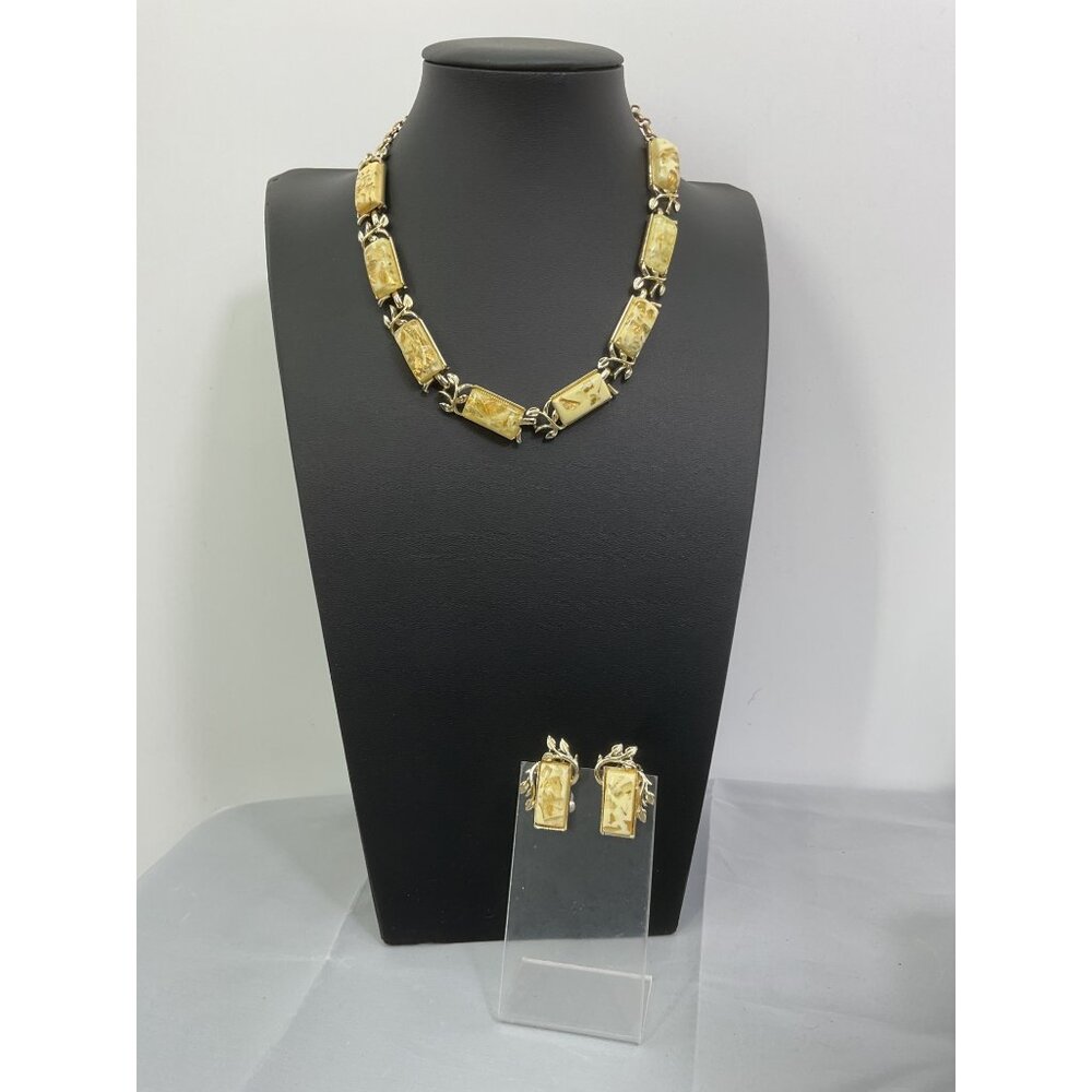 Vintage Coro Necklace & Earrings Set With Yellow Marbled Design
